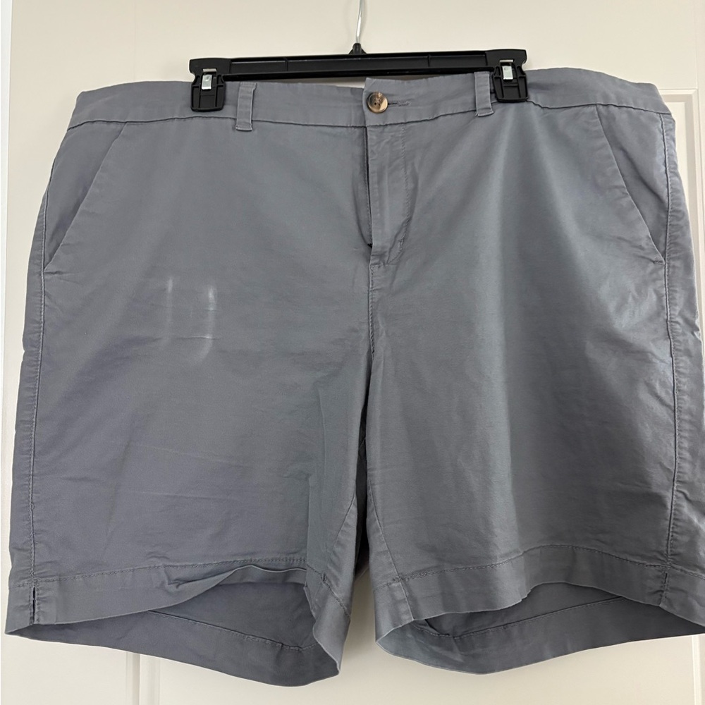 Old Navy Women's Gray Bermuda Shorts